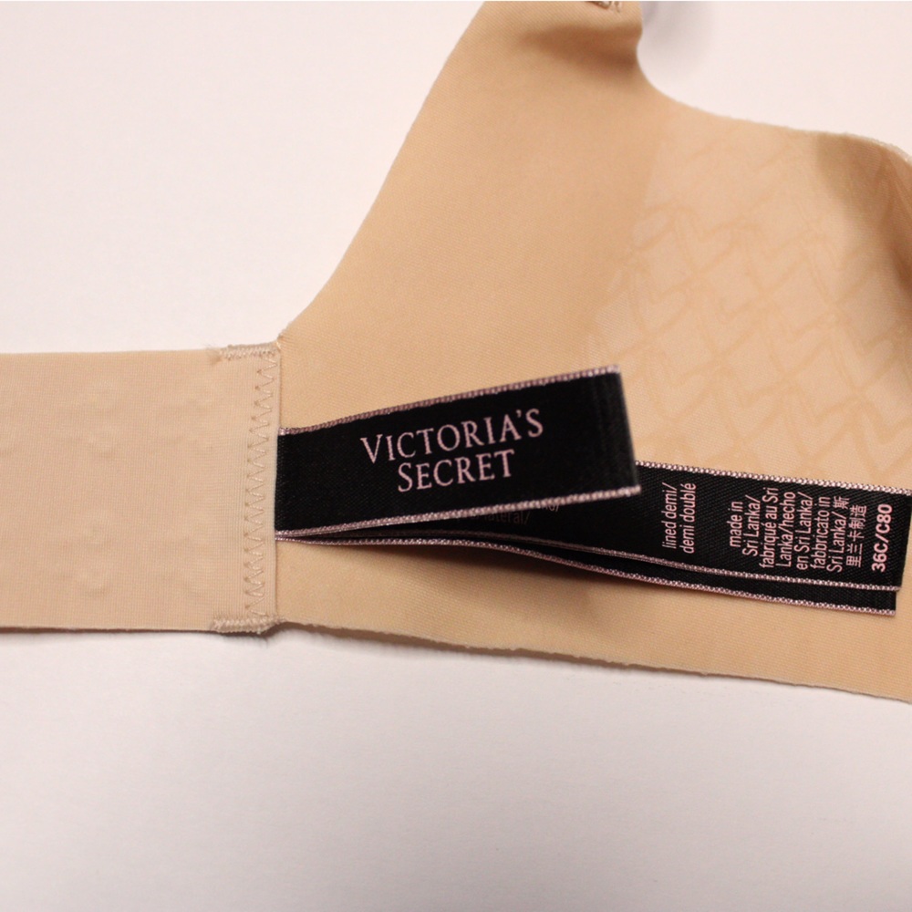 Victoria’s Secrets - Picture 7 of 8